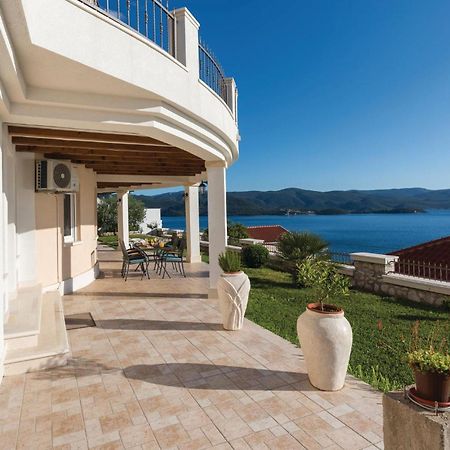 Lovely Apartment In Komarna With House Sea View Klek Bagian luar foto