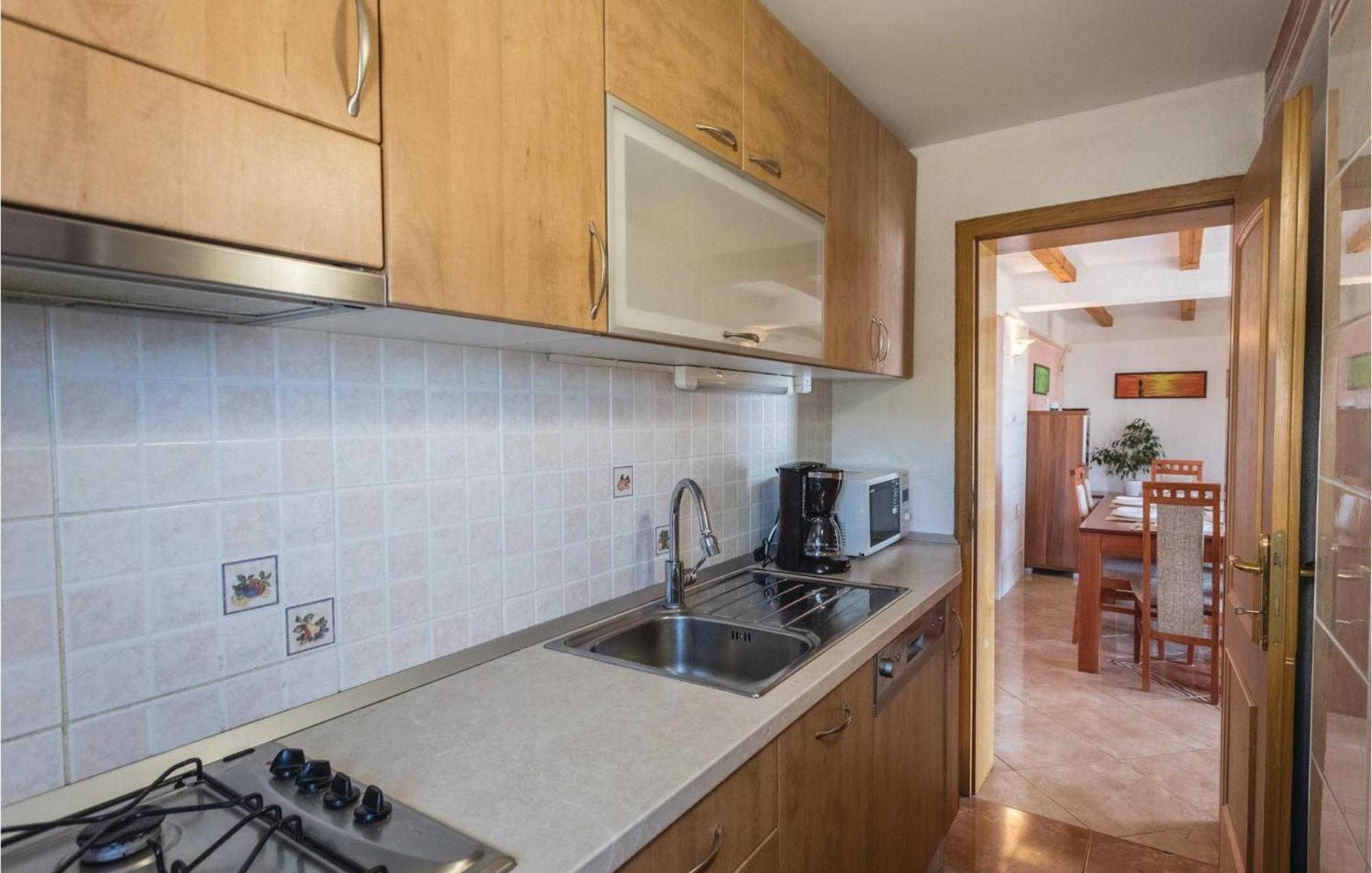 Lovely Apartment In Komarna With House Sea View Klek Bagian luar foto